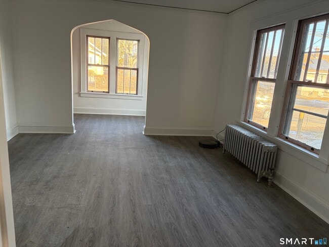 Building Photo - 344 Colman St