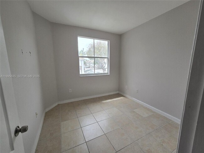 Foto del edificio - 2903 SE 17th Ave