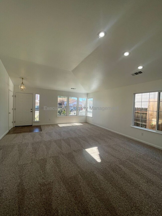 Photo - 1449 Quiet Ct House