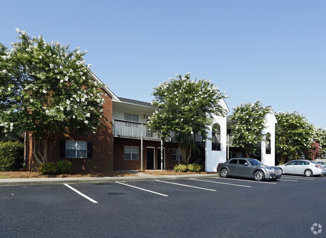 Building Photo - Paladin Apartments