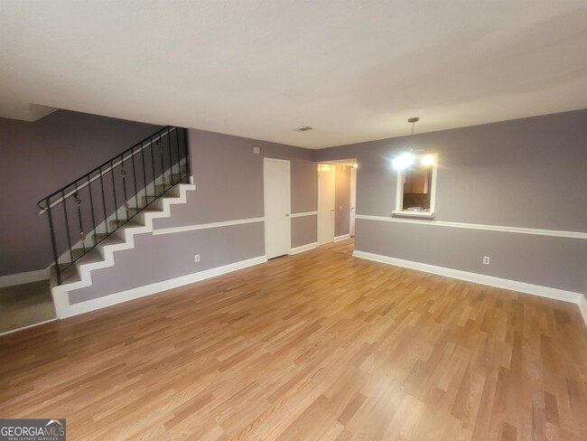 Building Photo - 647 Garden Walk Dr