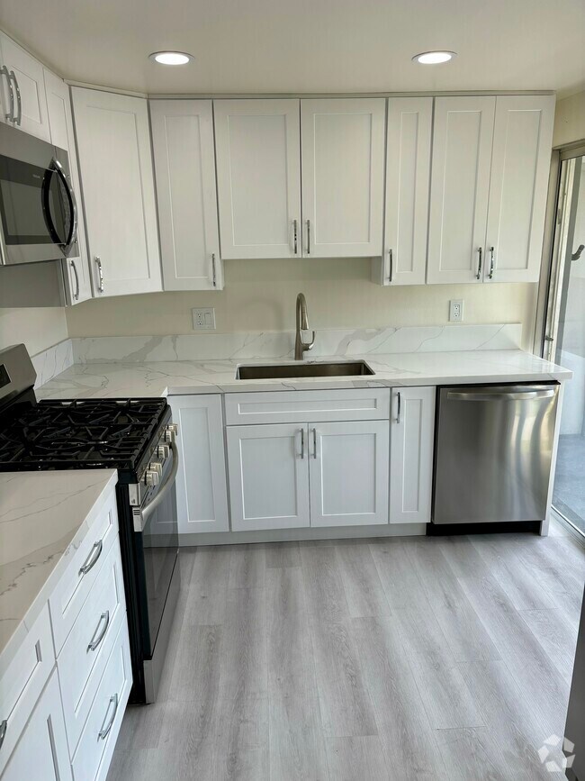 Apartments For Rent in Sunset Beach CA 13 Rentals