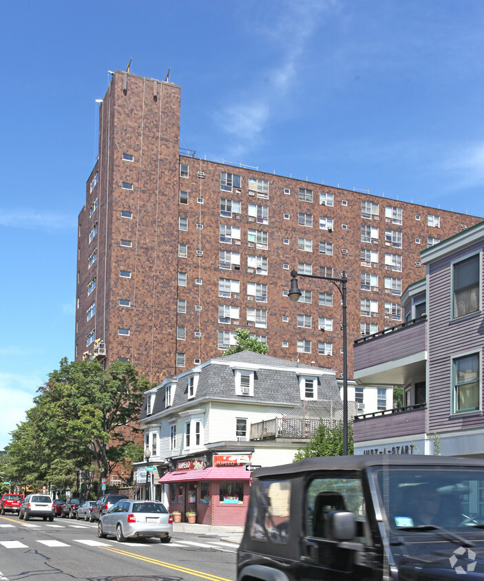 Building Photo - Inman Square