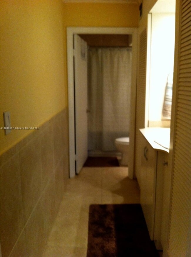Foto del edificio - 10865 SW 112th Ave