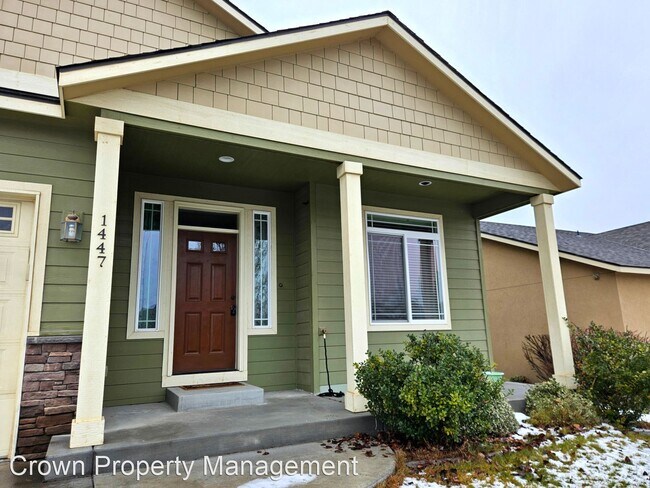 Building Photo - 4 br, 2.5 bath House - 1447 Azalea Avenue