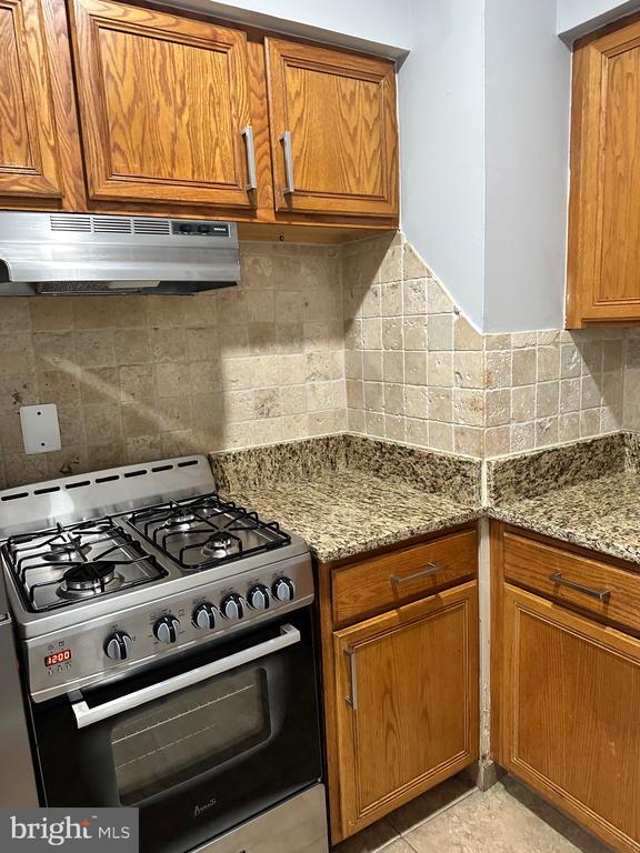 Foto del edificio - 404 W Walnut Ln