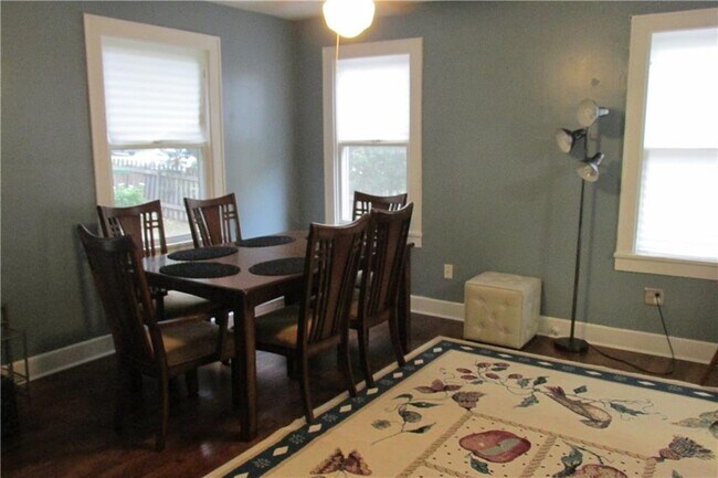 Foto del edificio - 4811 Red River St