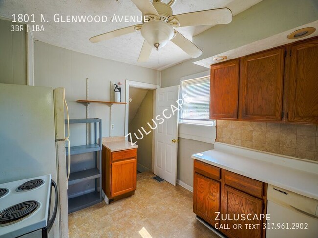 Foto del edificio - $1,250.00 Rent Credit at Move-In!….1801 N....