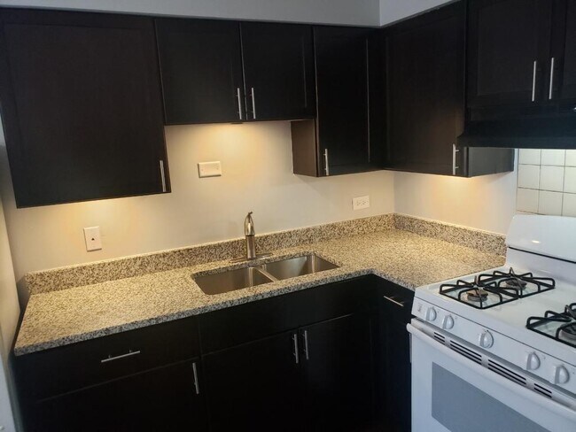 Foto del edificio - 1509 W State St, 3E