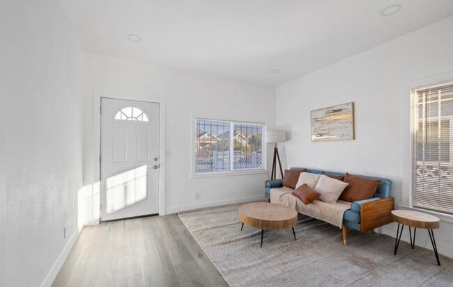Foto del edificio - 730 E 48th St