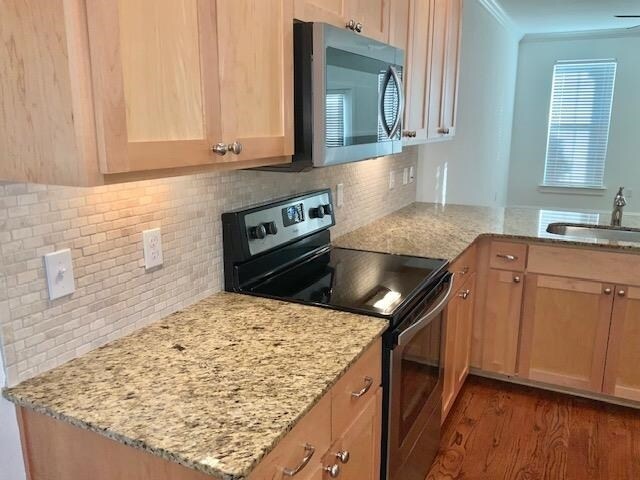 Foto del edificio - 1718 Brush Hill Rd