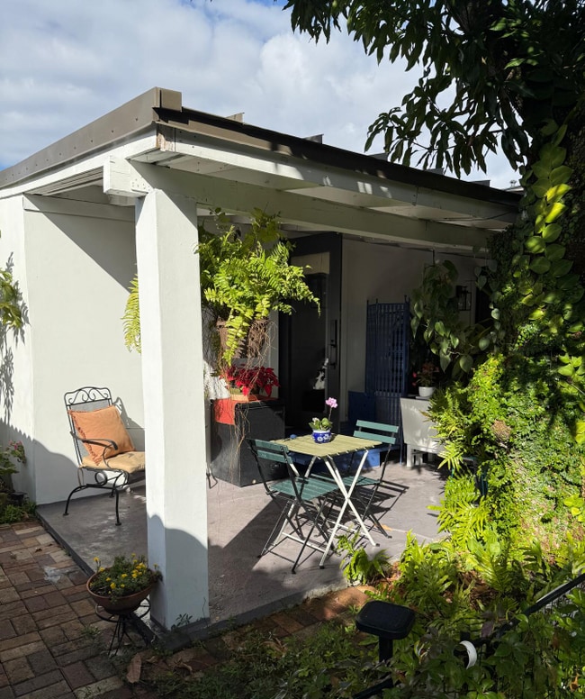 Building Photo - 41 SW 31st Ct