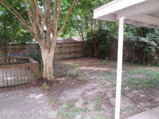 Building Photo - 3 br, 2 bath House - 1551 Eighteenth Avenue