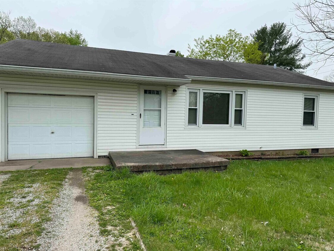 Primary Photo - 691 W Fairway Ln