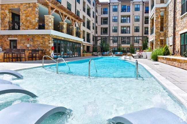 piscina - The Berkeley at Dilworth