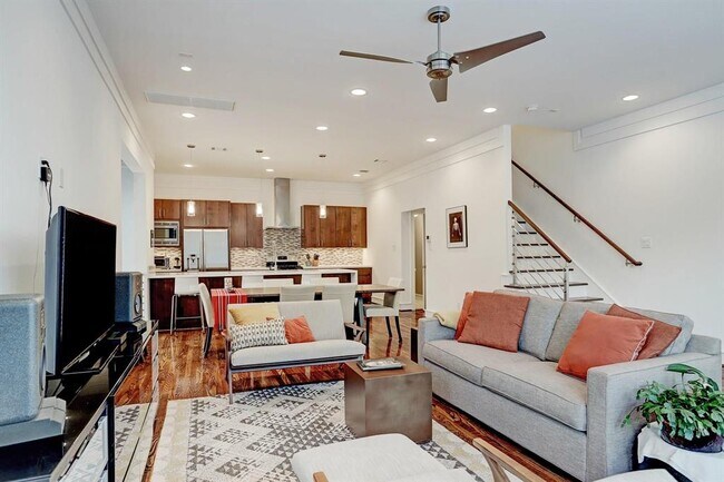 Foto del edificio - 1706 Southmore Blvd