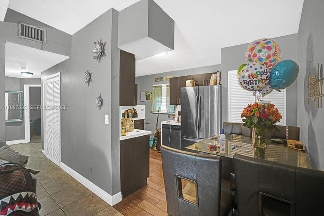 Foto del edificio - 3500 SW 37th St