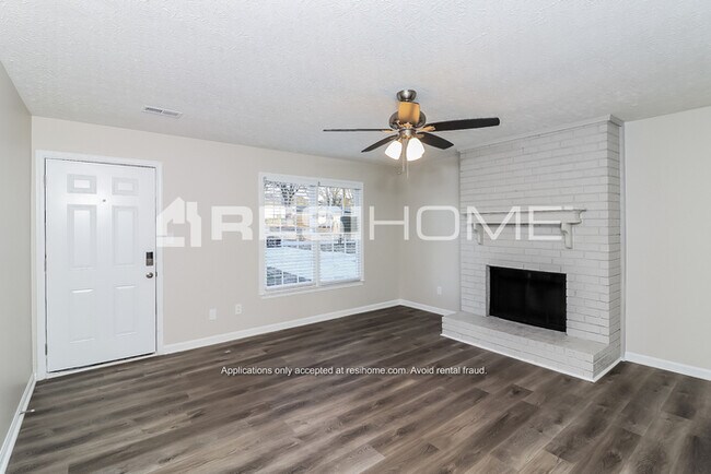 Foto del edificio - 6071 Chaseland Rd