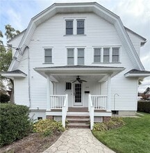 Building Photo - 161 Oakwood Ave