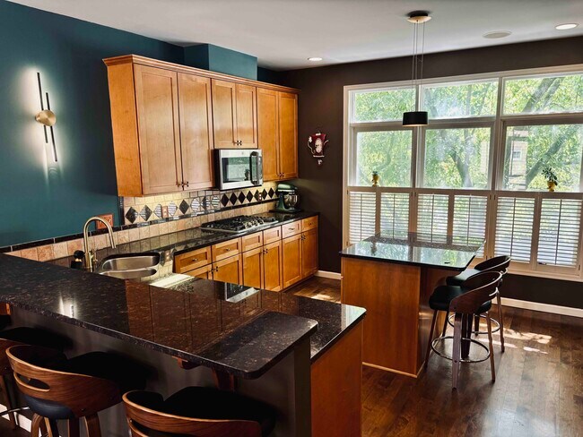 Foto del edificio - 222 Ridgewood Ave