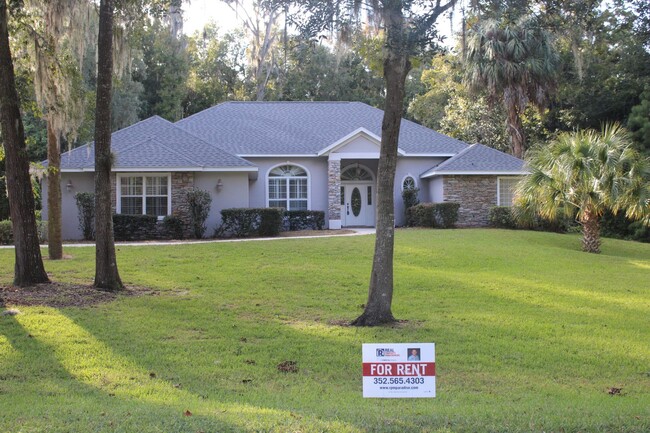 Foto del edificio - Beautiful Home in a Nice Neighborhood