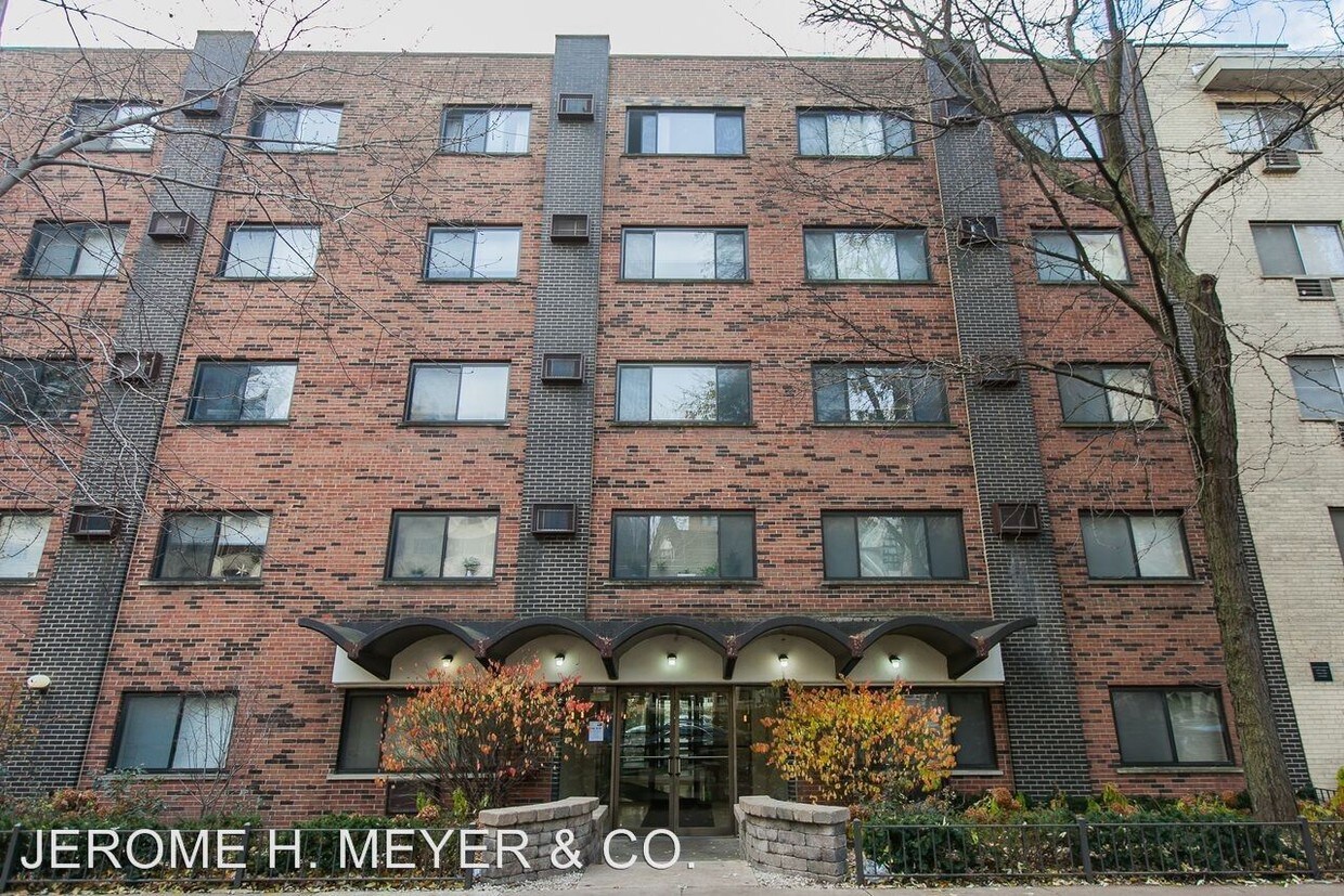 Primary Photo - 421 W 31st St