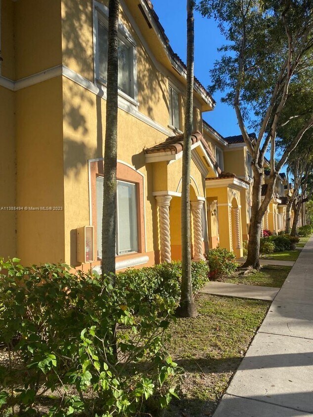 2441 SE 14th Ave Unit 373, Homestead, FL 33035 Condo for Rent in