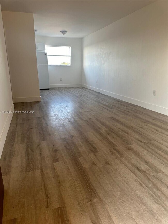 Foto del edificio - 5441 W 24th Ave