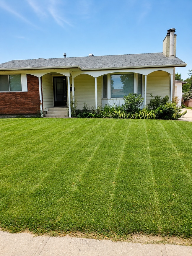 Building Photo - 116 Akins Dr