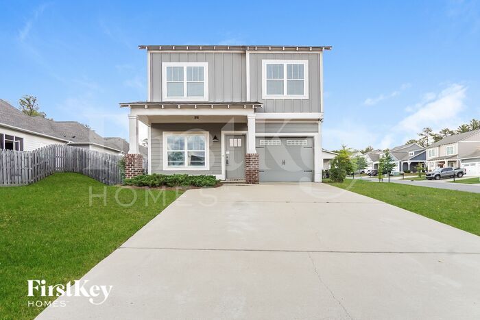 Foto principal - 2745 Village Pl