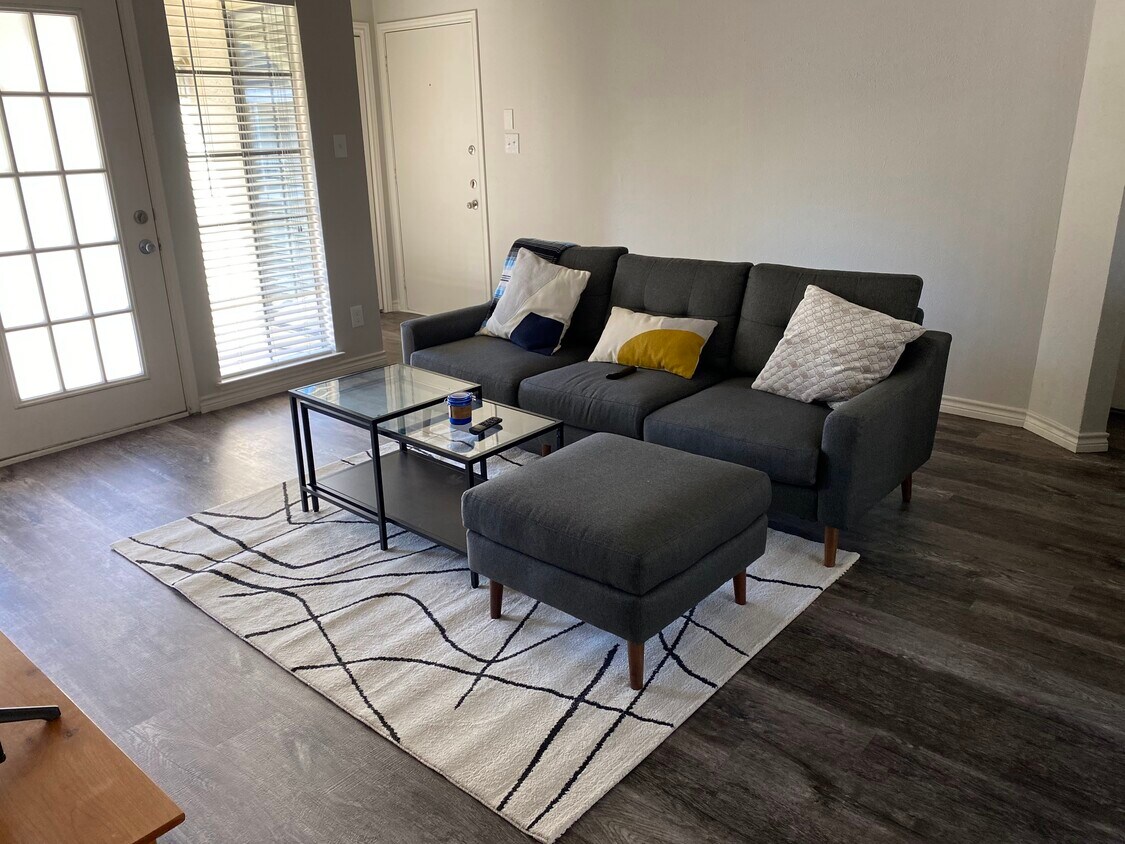 3105 San Jacinto St Unit 302, Dallas, TX 75204 Condo for Rent in