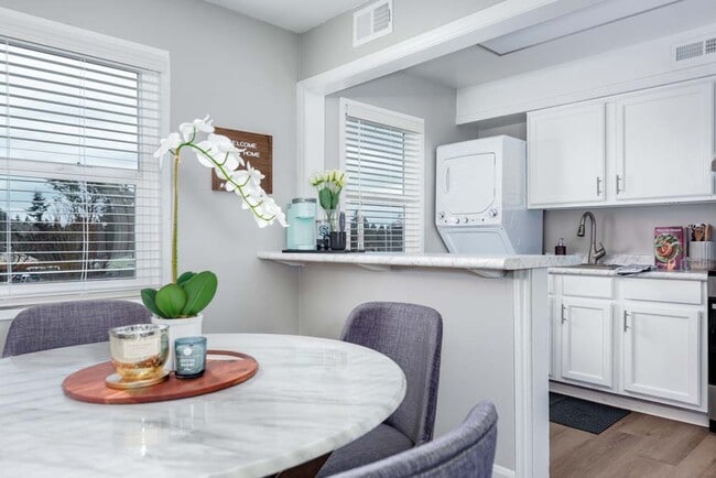 Building Photo - Alcove at Seahurst Apartments