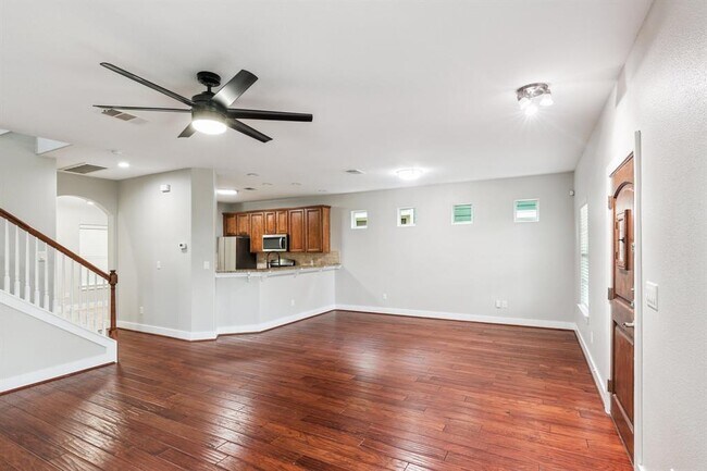 Foto del edificio - 1604 Maple Ave