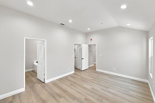 Building Photo - 25544 Portola Loop