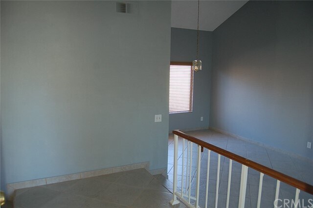 Building Photo - 17272 Lakeview Ct
