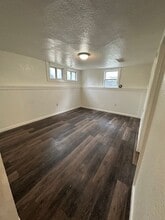 Building Photo - 2204 9th Ave