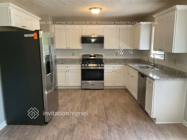 Foto del edificio - 2771 Mountbery Dr