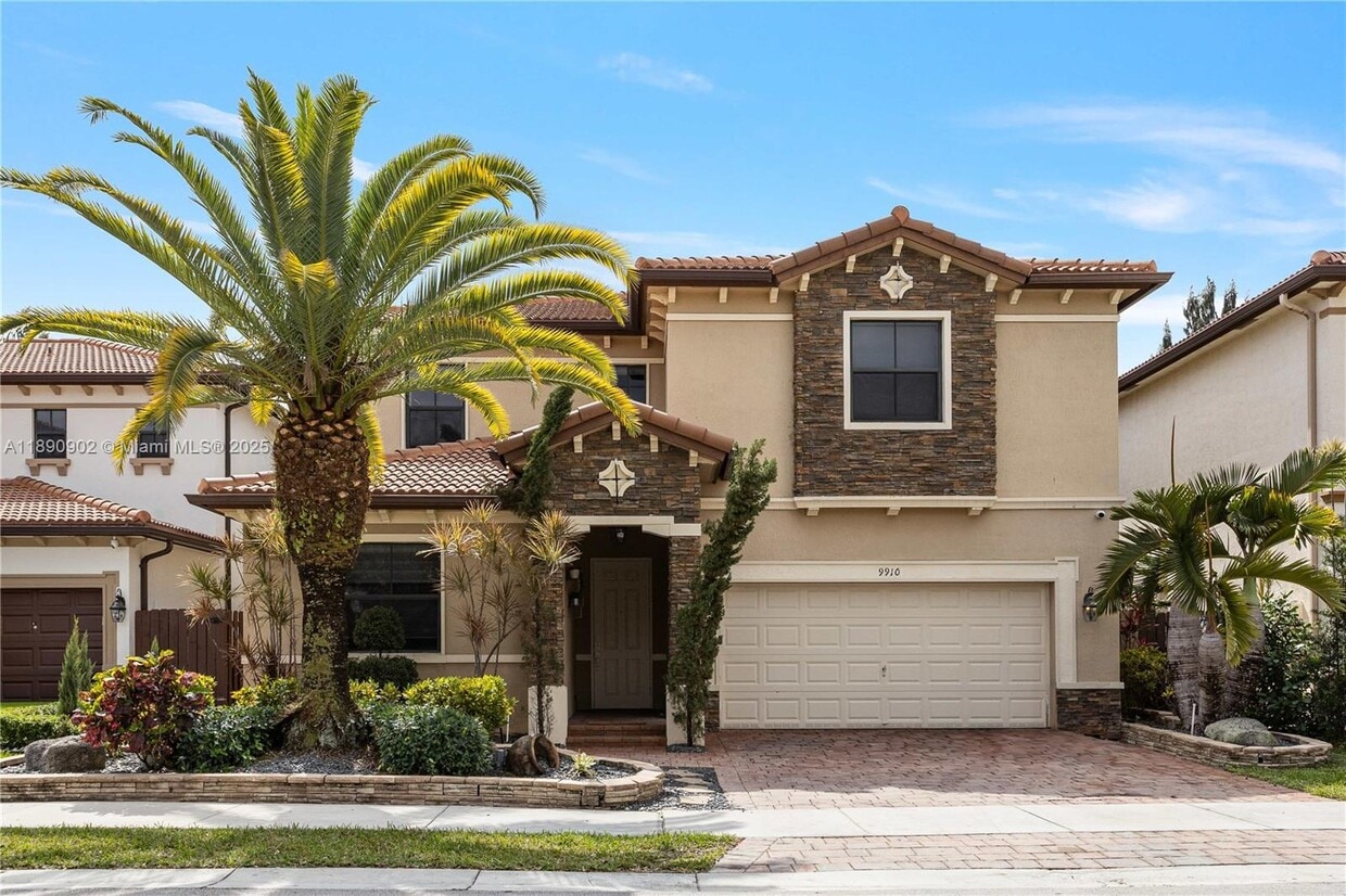 Foto principal - 9910 NW 86th Terrace