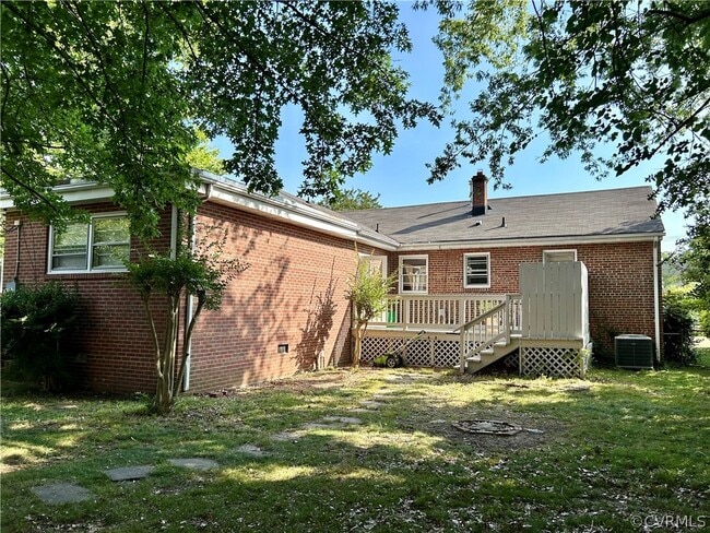 Building Photo - 3917 Grove Ave