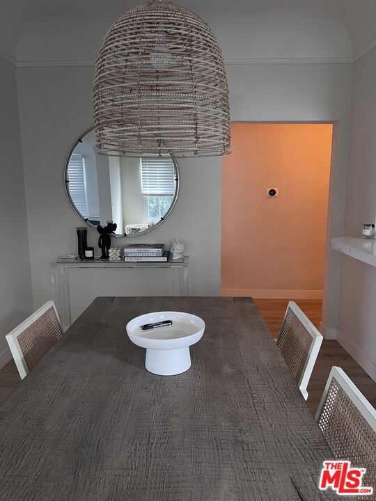 Foto del edificio - 10520 Eastborne Ave