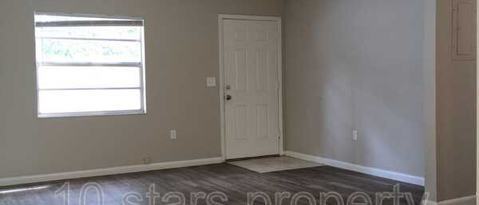 Foto del edificio - 9034 Tyler Ave