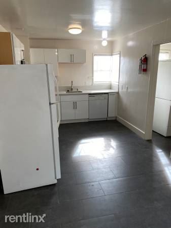 Building Photo - 1 br, 1 bath 4plex - 1241 E 22nd St