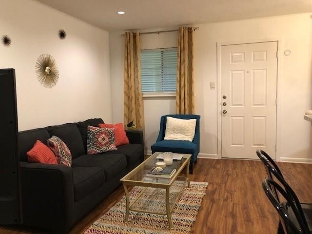 Foto del edificio - 4312 Duval St