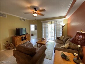 Building Photo - 12940 Positano Cir