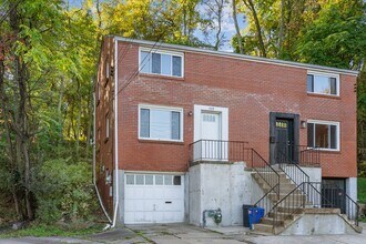 Building Photo - 448 Jacobson Dr
