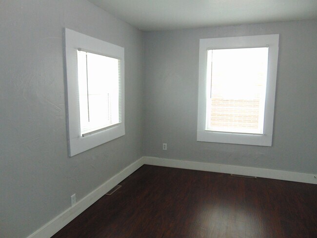 Building Photo - 1219 Marshall Ave