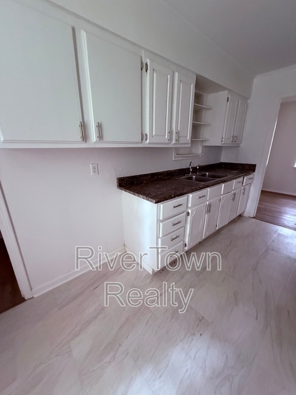 Building Photo - 3602 Suzanne Dr