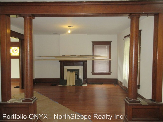Building Photo - 4 br, 2 bath Apartment - 33 W Patterson