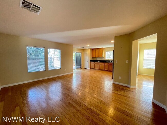 Building Photo - 4 br, 3 bath House - 498 Redruth Dr