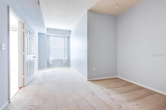 Foto del edificio - 700 S Harbour Island Blvd
